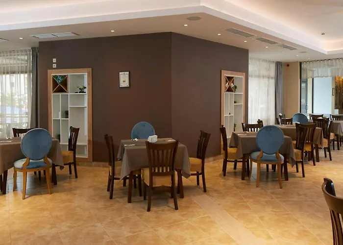 Nobel Ultra - Free Access 5* Napospart