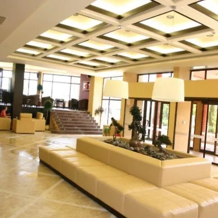 מלון Nobel Ultra - Free Access